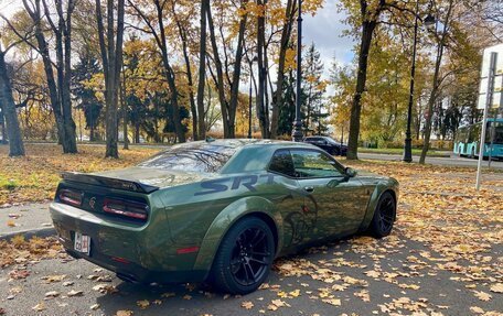 Dodge Challenger III рестайлинг 2, 2020 год, 11 000 000 рублей, 3 фотография