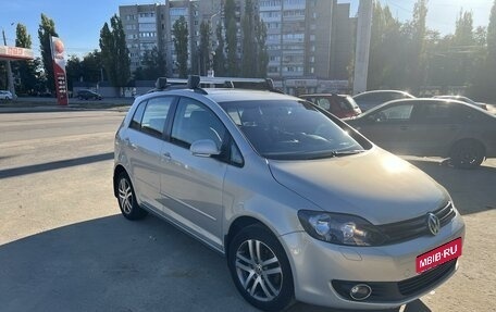 Volkswagen Golf Plus II, 2011 год, 818 000 рублей, 1 фотография