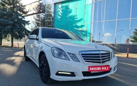 Mercedes-Benz E-Класс, 2010 год, 1 500 000 рублей, 4 фотография