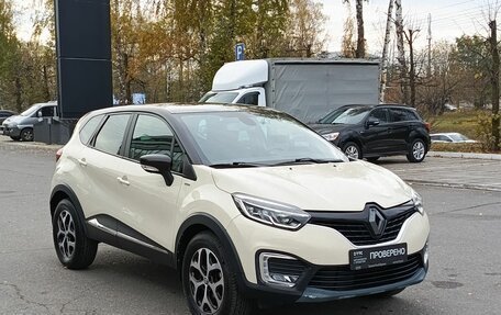 Renault Kaptur I рестайлинг, 2017 год, 1 796 000 рублей, 3 фотография