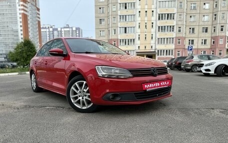 Volkswagen Jetta VI, 2012 год, 1 030 000 рублей, 10 фотография