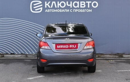 Hyundai Solaris II рестайлинг, 2011 год, 850 000 рублей, 4 фотография