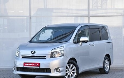 Toyota Voxy II, 2010 год, 1 394 000 рублей, 1 фотография