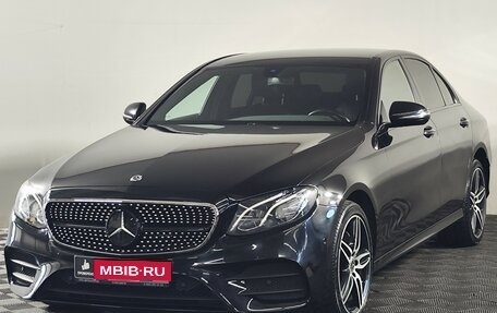 Mercedes-Benz E-Класс, 2019 год, 2 965 000 рублей, 1 фотография