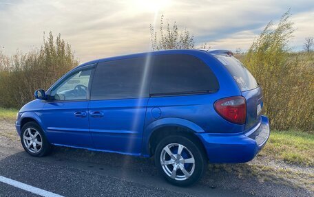 Chrysler Voyager IV, 2002 год, 570 000 рублей, 5 фотография