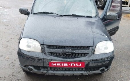 Chevrolet Niva I рестайлинг, 2006 год, 380 000 рублей, 7 фотография