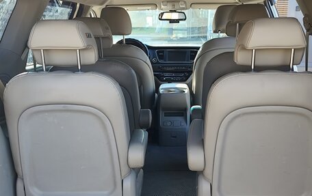 KIA Carnival III, 2019 год, 2 850 000 рублей, 7 фотография