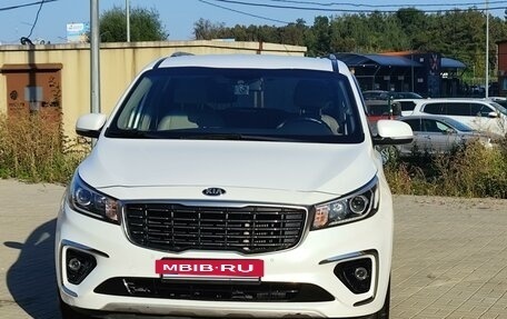 KIA Carnival III, 2019 год, 2 850 000 рублей, 2 фотография