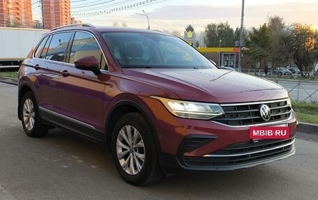 Volkswagen Tiguan II, 2021 год, 3 450 000 рублей, 3 фотография