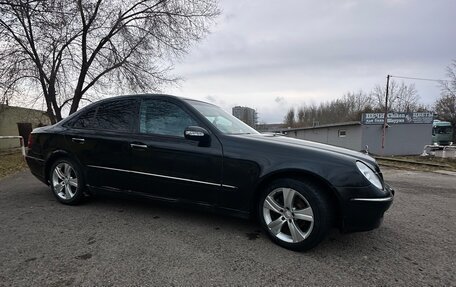 Mercedes-Benz E-Класс, 2004 год, 900 000 рублей, 4 фотография