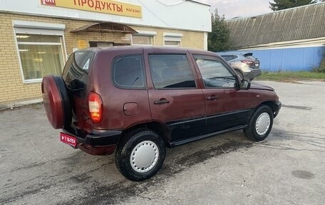 Chevrolet Niva I рестайлинг, 2004 год, 305 000 рублей, 1 фотография