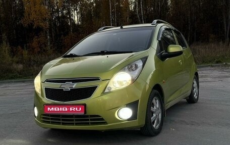 Chevrolet Spark III, 2010 год, 650 000 рублей, 1 фотография