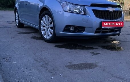 Chevrolet Cruze II, 2011 год, 870 000 рублей, 2 фотография