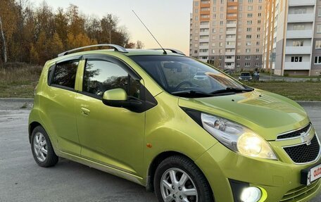 Chevrolet Spark III, 2010 год, 650 000 рублей, 4 фотография