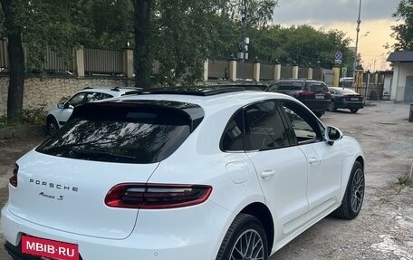 Porsche Macan I рестайлинг, 2014 год, 3 309 000 рублей, 2 фотография