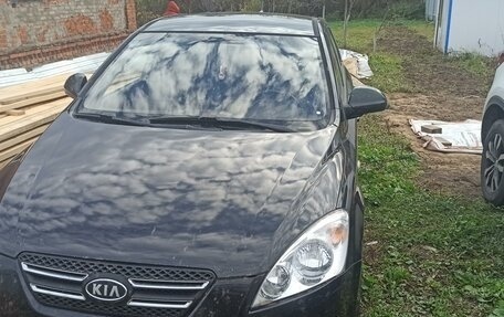 KIA cee'd I рестайлинг, 2008 год, 600 000 рублей, 1 фотография