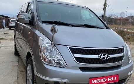 Hyundai Grand Starex Grand Starex I рестайлинг 2, 2015 год, 2 850 000 рублей, 6 фотография