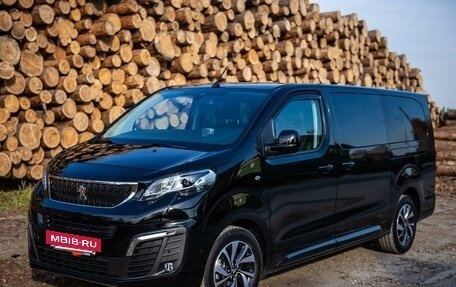 Peugeot Traveller I, 2019 год, 4 300 000 рублей, 8 фотография