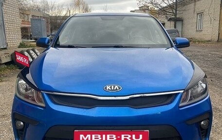 KIA Rio IV, 2019 год, 1 350 000 рублей, 1 фотография