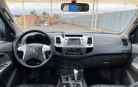 Toyota Hilux VII, 2012 год, 2 590 000 рублей, 18 фотография