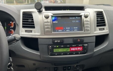 Toyota Hilux VII, 2012 год, 2 590 000 рублей, 12 фотография