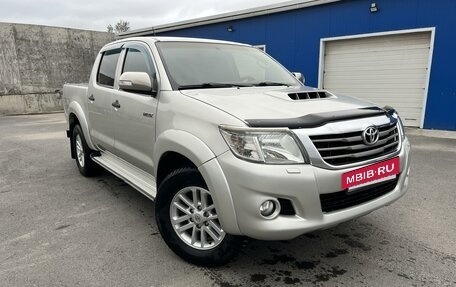 Toyota Hilux VII, 2012 год, 2 590 000 рублей, 24 фотография