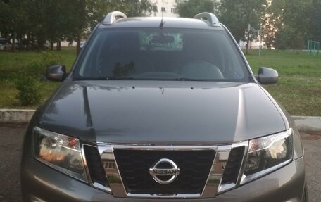 Nissan Terrano III, 2015 год, 1 090 000 рублей, 3 фотография