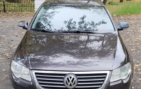 Volkswagen Passat B6, 2006 год, 670 000 рублей, 2 фотография