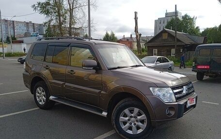 Mitsubishi Pajero IV, 2010 год, 1 599 000 рублей, 1 фотография