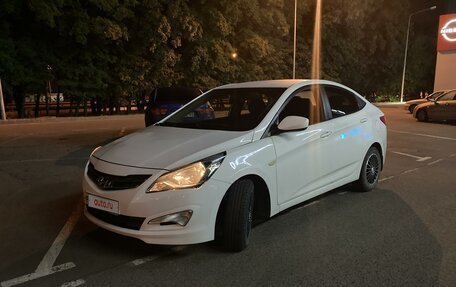 Hyundai Solaris II рестайлинг, 2014 год, 780 000 рублей, 3 фотография