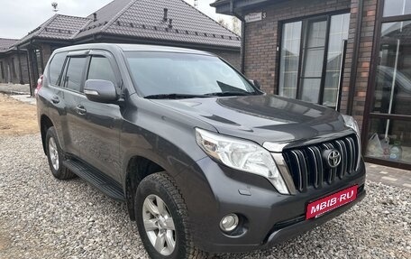 Toyota Land Cruiser Prado 150 рестайлинг 2, 2014 год, 3 500 000 рублей, 3 фотография