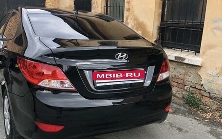 Hyundai Solaris II рестайлинг, 2011 год, 750 000 рублей, 2 фотография