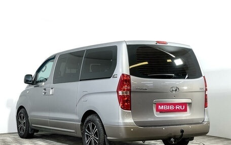 Hyundai H-1 II рестайлинг, 2012 год, 2 250 000 рублей, 7 фотография