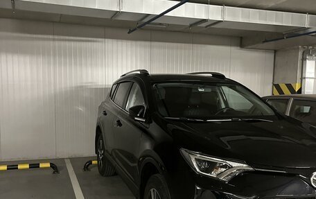 Toyota RAV4, 2016 год, 3 285 000 рублей, 26 фотография