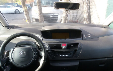 Citroen C4 Picasso II рестайлинг, 2008 год, 530 000 рублей, 12 фотография