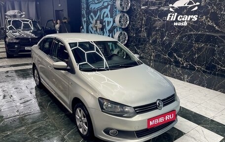 Volkswagen Polo VI (EU Market), 2013 год, 700 000 рублей, 1 фотография