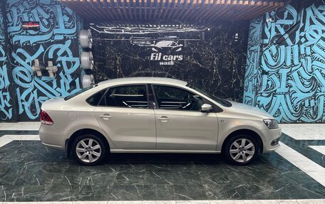 Volkswagen Polo VI (EU Market), 2013 год, 700 000 рублей, 2 фотография