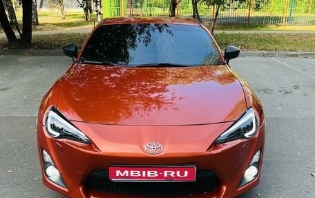 Toyota GT86 I, 2012 год, 1 890 000 рублей, 1 фотография