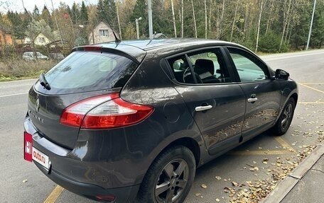 Renault Megane III, 2013 год, 835 000 рублей, 2 фотография