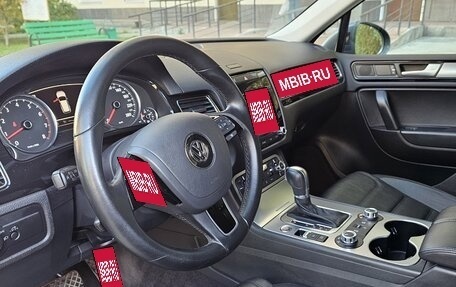 Volkswagen Touareg III, 2013 год, 3 095 000 рублей, 9 фотография