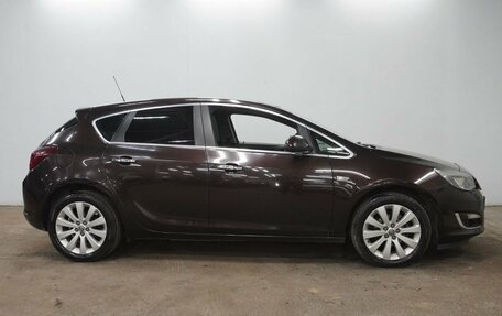 Opel Astra J, 2013 год, 917 953 рублей, 4 фотография