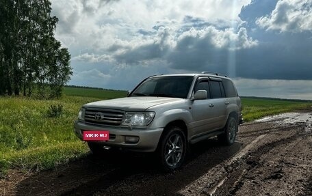 Toyota Land Cruiser 100 рестайлинг 2, 2006 год, 1 750 000 рублей, 15 фотография