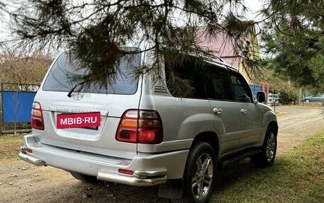 Toyota Land Cruiser 100 рестайлинг 2, 2006 год, 1 750 000 рублей, 4 фотография