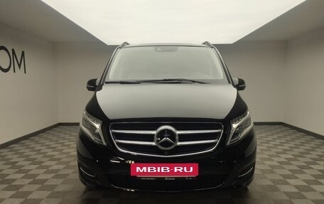 Mercedes-Benz V-Класс, 2015 год, 4 827 000 рублей, 2 фотография