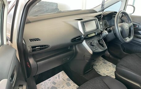 Toyota Wish II, 2010 год, 1 579 000 рублей, 12 фотография