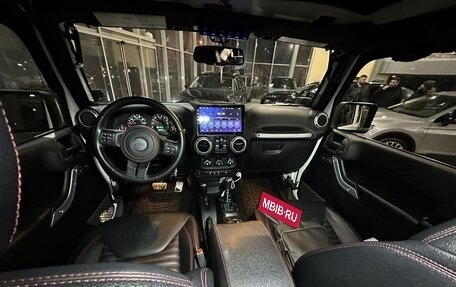 Jeep Wrangler, 2018 год, 5 700 000 рублей, 19 фотография