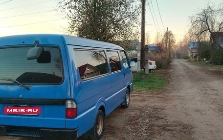 Mazda Bongo III, 1998 год, 437 000 рублей, 2 фотография