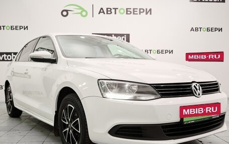 Volkswagen Jetta VI, 2014 год, 1 117 000 рублей, 3 фотография