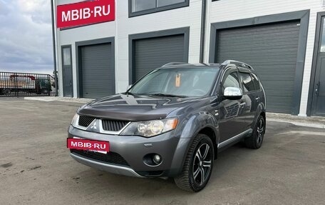 Mitsubishi Outlander III рестайлинг 3, 2008 год, 1 319 000 рублей, 2 фотография