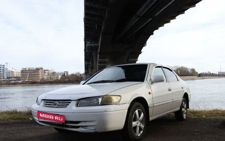 Toyota Camry, 1997 год, 320 000 рублей, 14 фотография